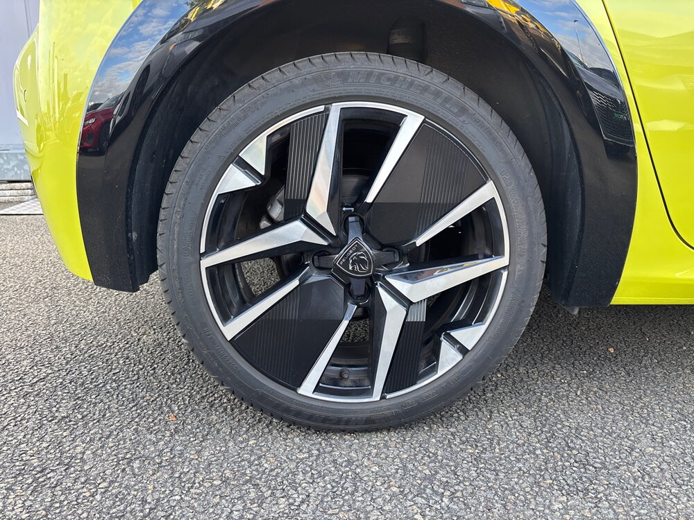 Occasion PEUGEOT 208 208 Hybrid 136 e-DCS6 - GT