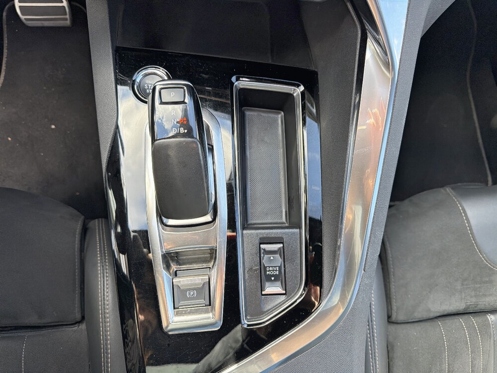 Occasion PEUGEOT 3008 3008 Hybrid 225 e-EAT8 - GT Pack