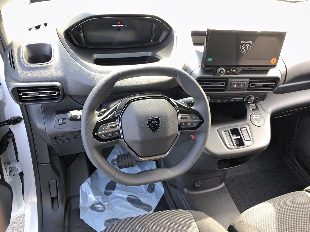 Occasion PEUGEOT Partner PARTNER FGN DIESEL 130 CH M CHARG UT MAJ AUT