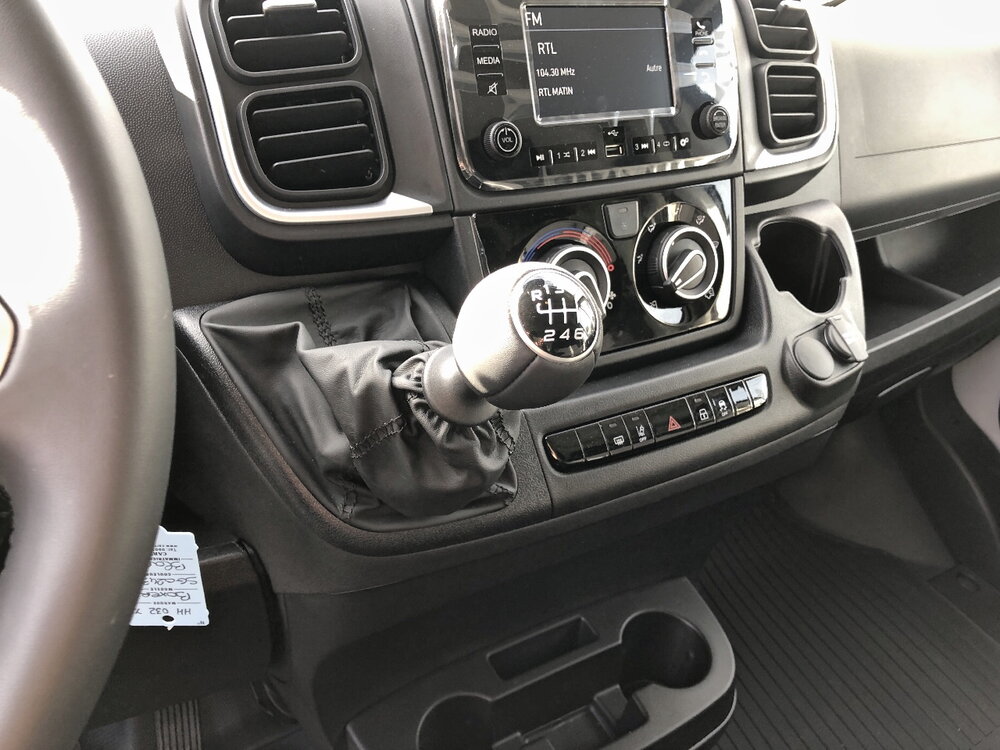 Occasion PEUGEOT Boxer BOXER FGN TOLE 3.3 T L2H2 140 S&S BVM6