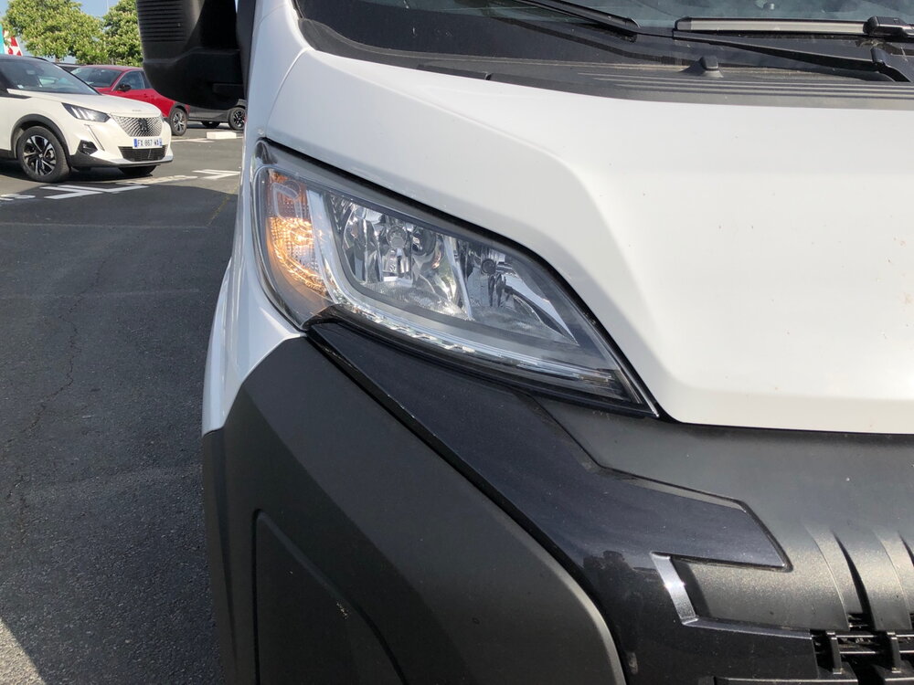 Occasion PEUGEOT Boxer BOXER FGN TOLE 3.3 T L2H2 140 S&S BVM6