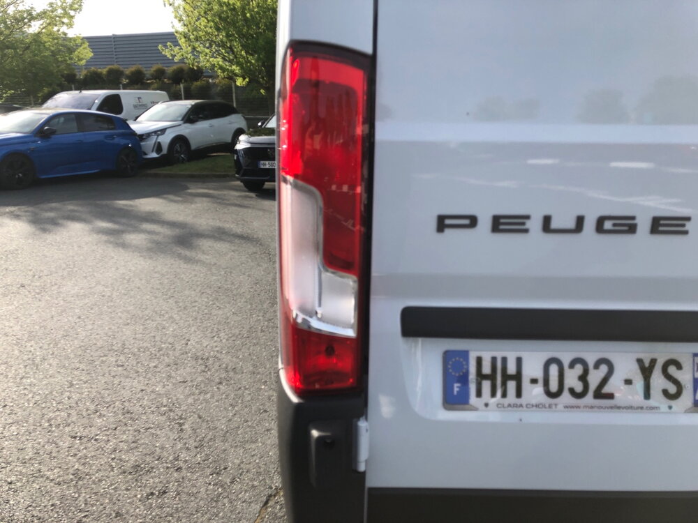 Occasion PEUGEOT Boxer BOXER FGN TOLE 3.3 T L2H2 140 S&S BVM6