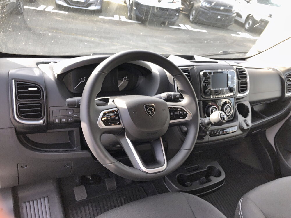 Occasion PEUGEOT Boxer BOXER FGN TOLE 3.3 T L2H2 140 S&S BVM6