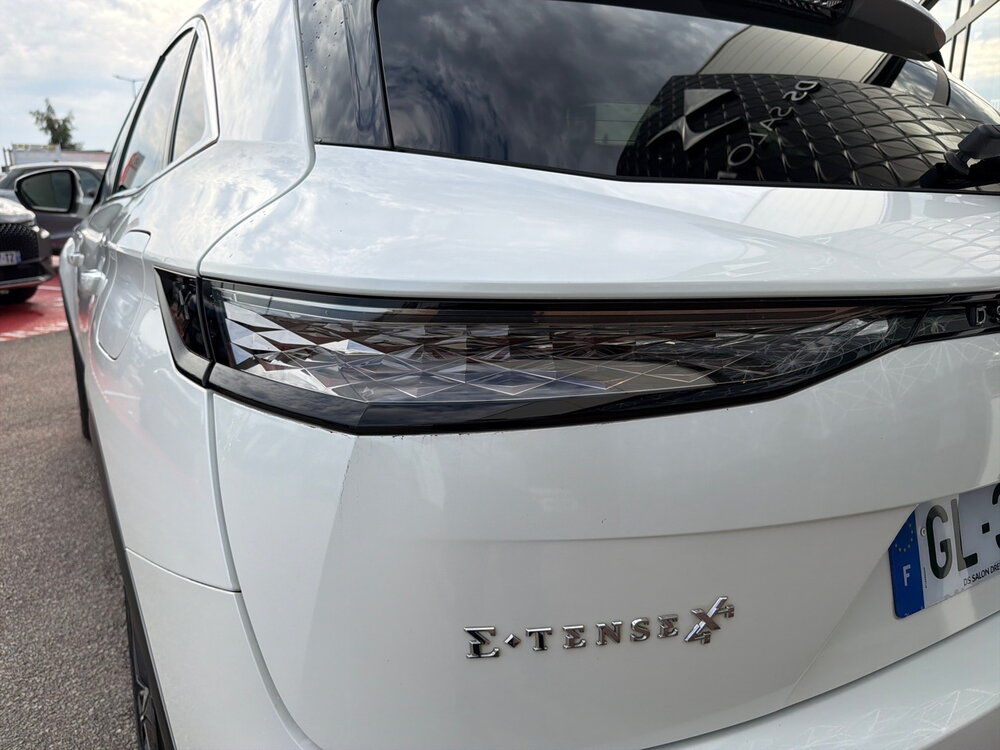 Occasion DS DS7 DS 7 Hybride Rechargeable E-Tense 300 EAT8 4x4 - Rivoli