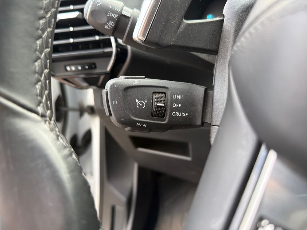 Occasion DS DS7 DS 7 Hybride Rechargeable E-Tense 300 EAT8 4x4 - Rivoli