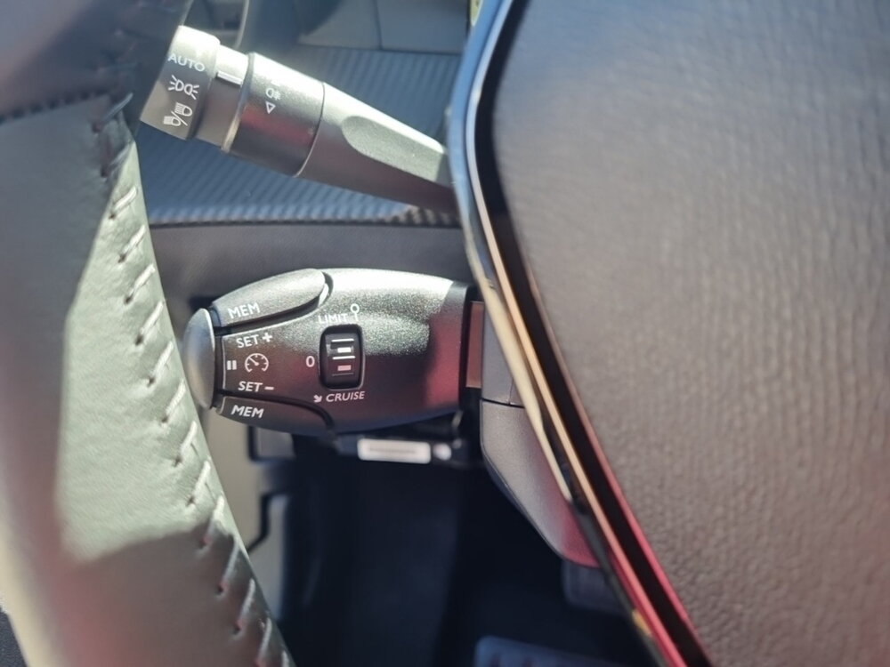 Occasion PEUGEOT 2008 2008 Hybrid 145 e-DCS6 - Allure