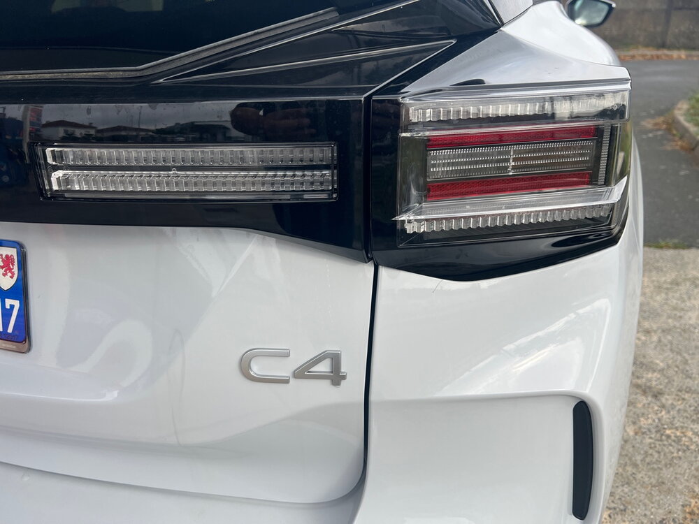 Occasion CITROEN C4 C4 Hybride 145 ch e-DCS6 - Max