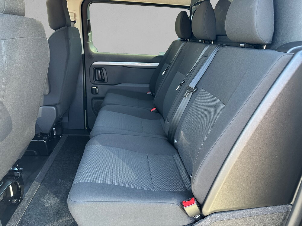 Occasion PEUGEOT Expert EXPERT CA FIXE M DIESEL 180 CH AUTOMATIQUE