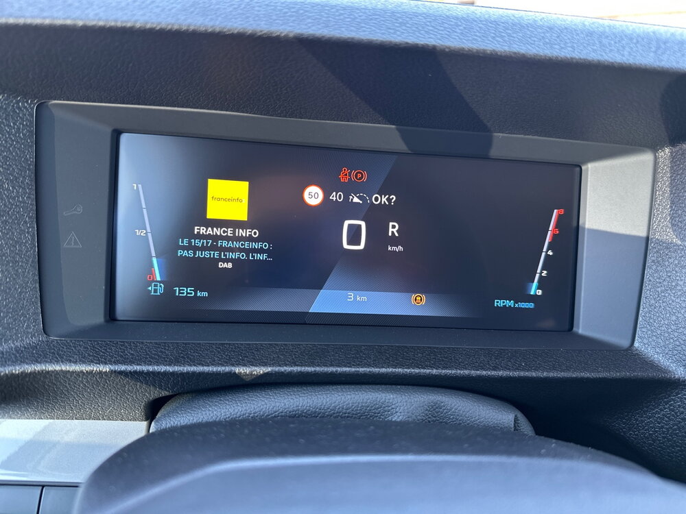 Occasion PEUGEOT Expert EXPERT CA FIXE M DIESEL 180 CH AUTOMATIQUE