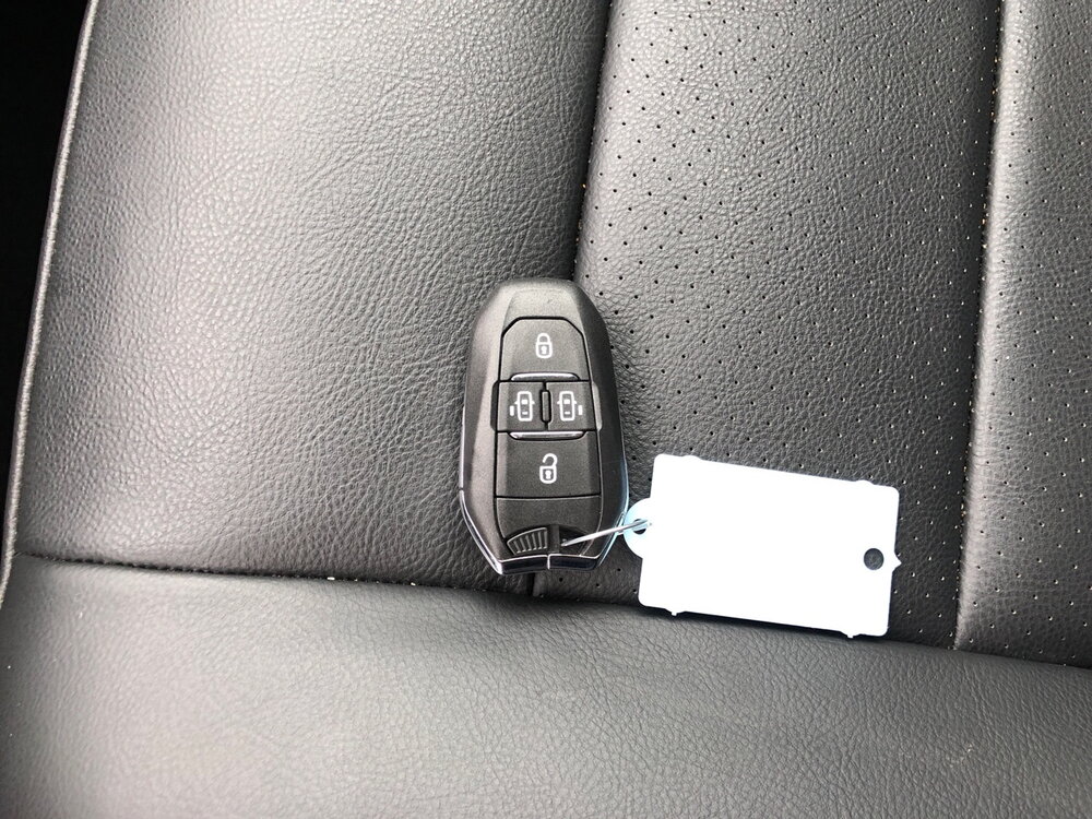 Occasion PEUGEOT Traveller Traveller XL Diesel 180 ch Automatique - Business Pack