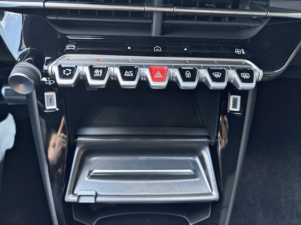 Occasion PEUGEOT 2008 2008 Hybrid 145 ch e-DCS6 - GT