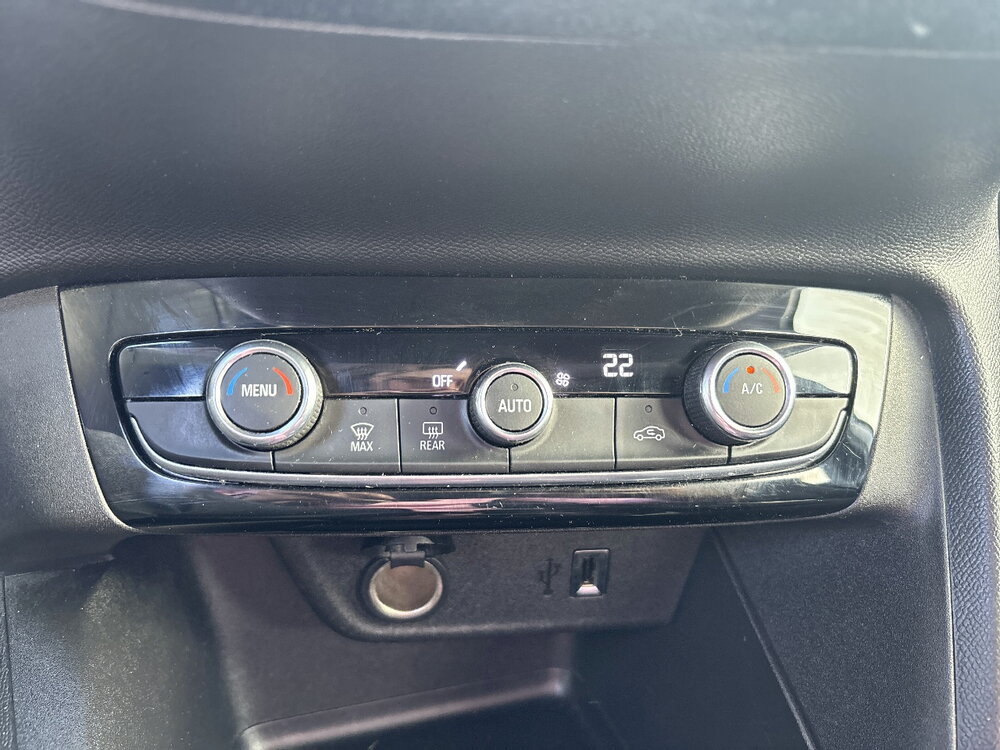 Occasion OPEL Corsa Corsa Electrique 136 ch & Batterie 50 kw/h - Elegance