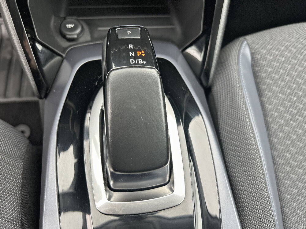 Occasion PEUGEOT 2008 2008 Electrique 136 ch - Allure