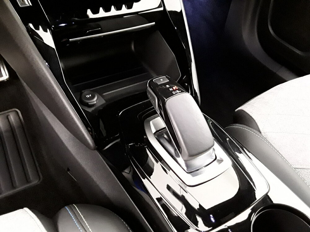 Occasion PEUGEOT 2008 2008 Moteur électrique 136 ch - GT