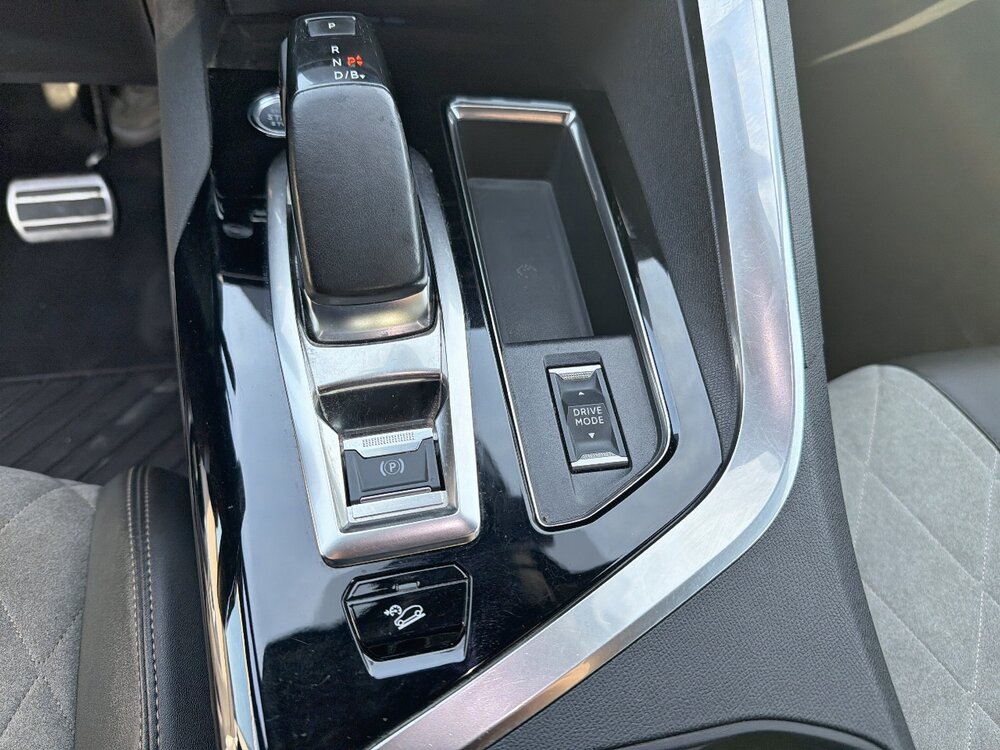 Occasion PEUGEOT 3008 3008 Hybrid4 300 e-EAT8