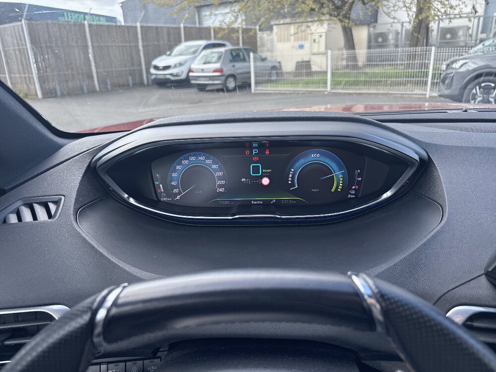 Occasion PEUGEOT 3008 3008 Hybrid 225 e-EAT8 - GT