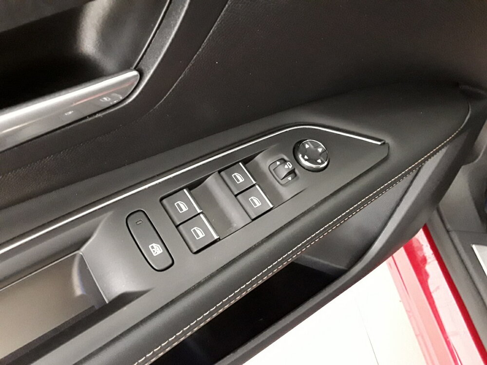 Occasion PEUGEOT 3008 3008 Hybrid 225 e-EAT8 - GT