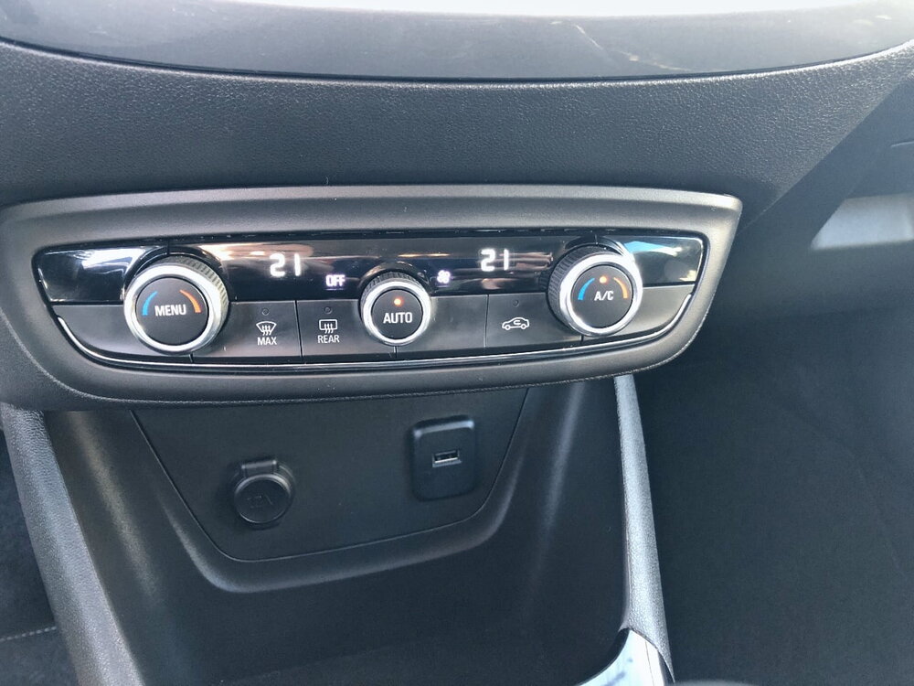 Occasion OPEL Crossland X Crossland X 1.5 D 102 ch - Elegance