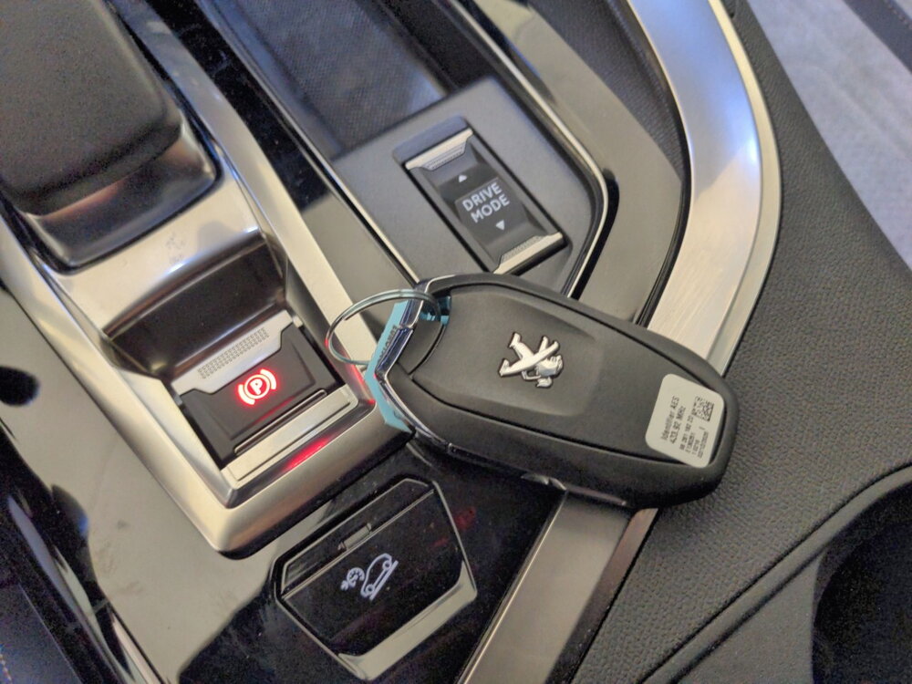 Occasion PEUGEOT 3008 3008 Hybrid4 300 e-EAT8 - GT