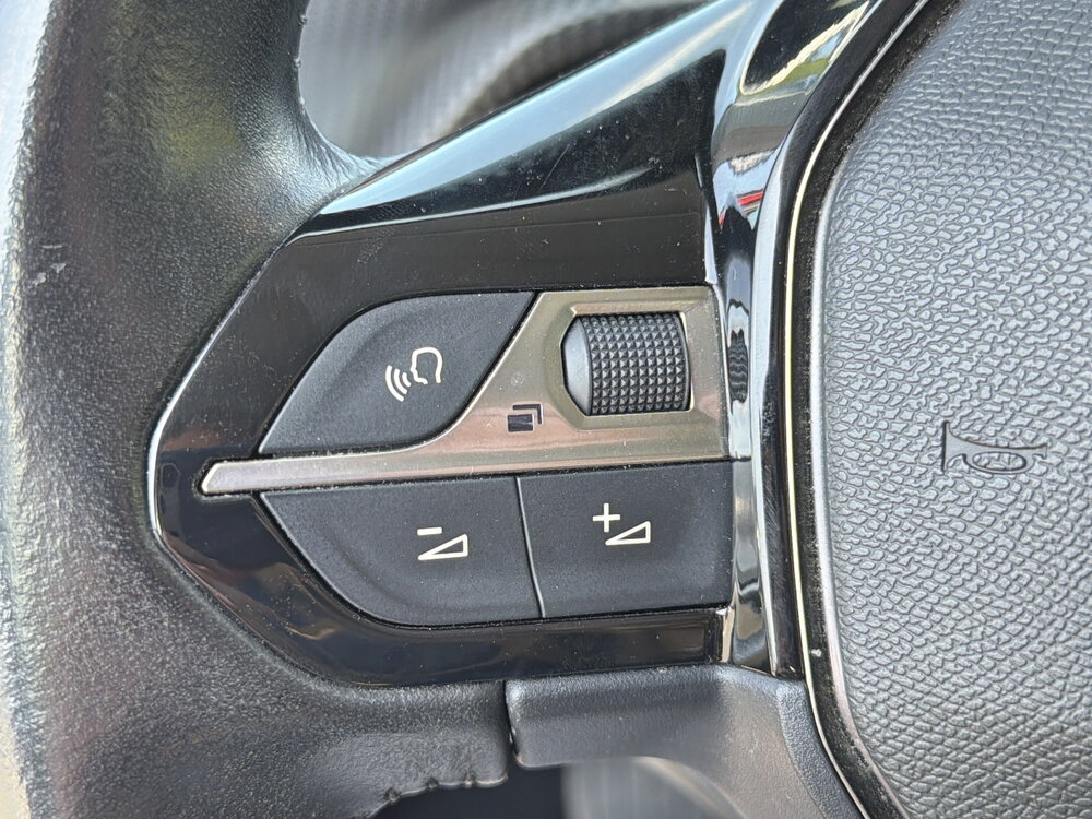 Occasion PEUGEOT 208 208 Electrique 50 kWh 136ch - Allure