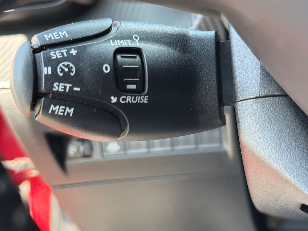 Occasion PEUGEOT 208 208 Electrique 50 kWh 136ch - Allure