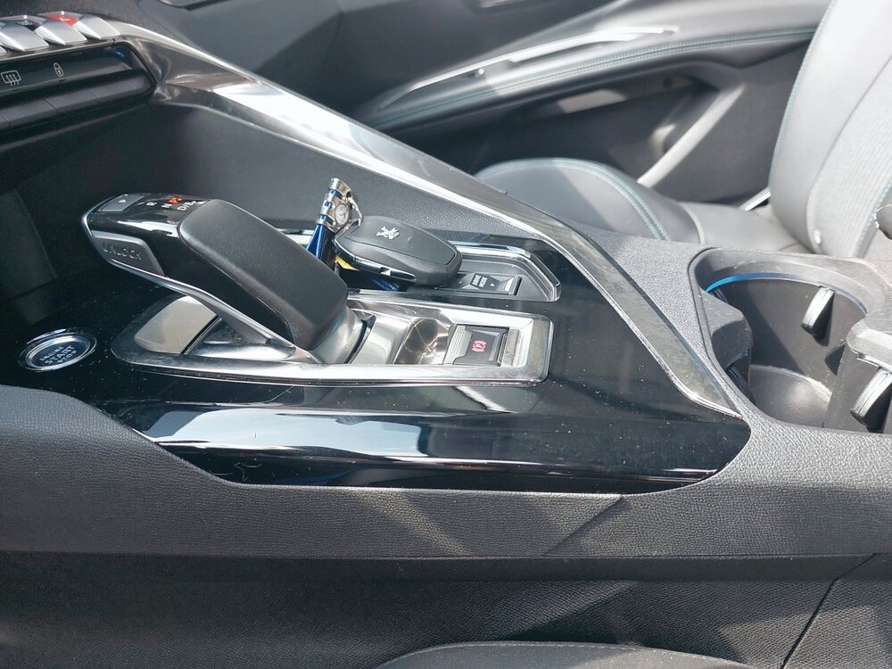 Occasion PEUGEOT 3008 3008 Hybrid 225 e-EAT8 - Allure