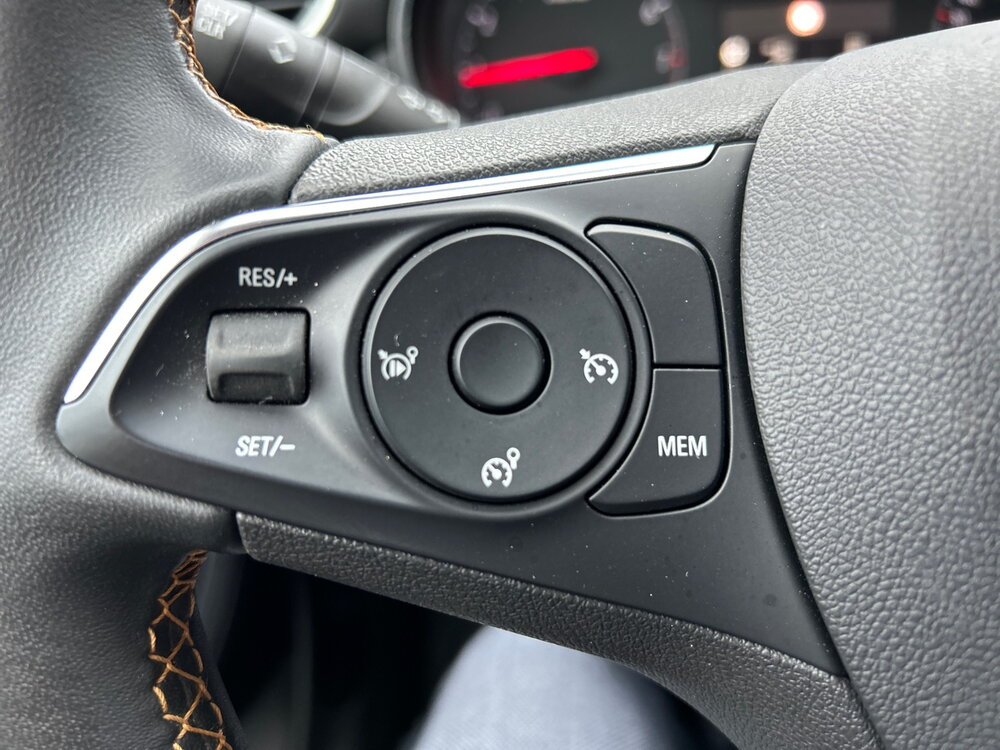 Occasion OPEL Crossland X Crossland X 1.5 D 102 ch - Elegance