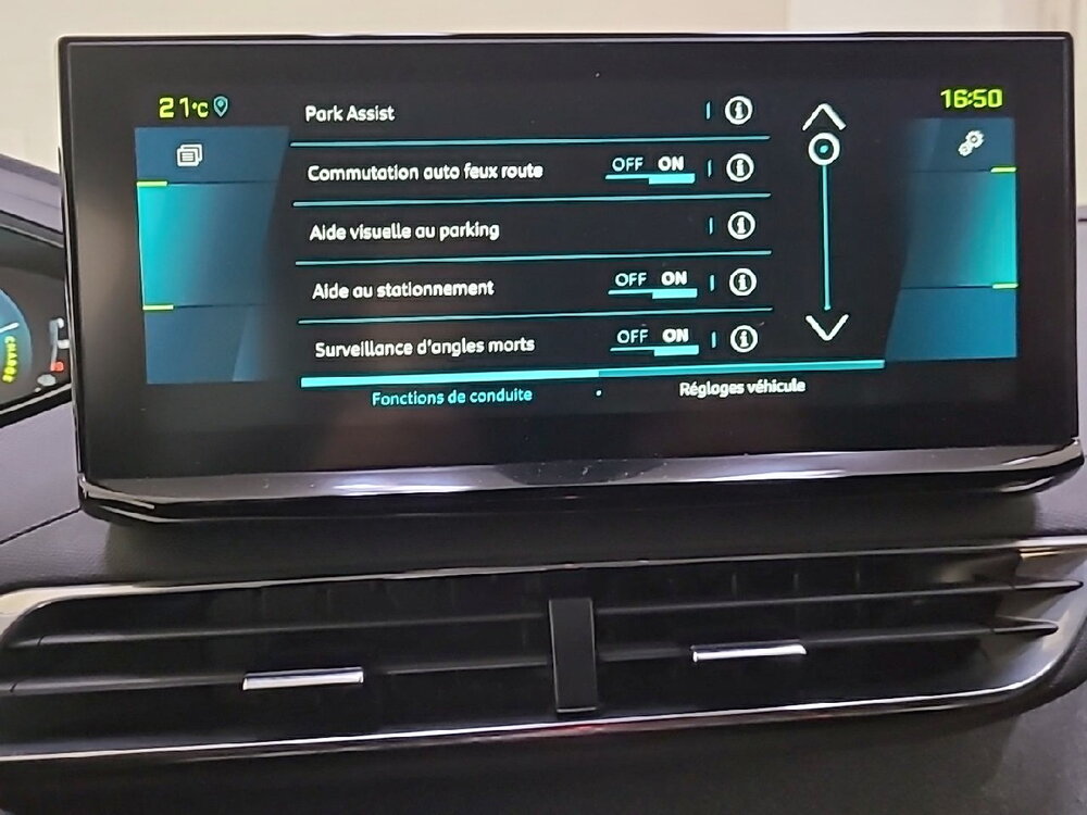 Occasion PEUGEOT 3008 3008 Hybrid 225 e-EAT8 - Allure