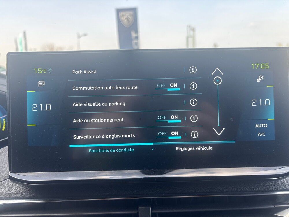 Occasion PEUGEOT 3008 3008 Hybrid 225 e-EAT8 - Allure