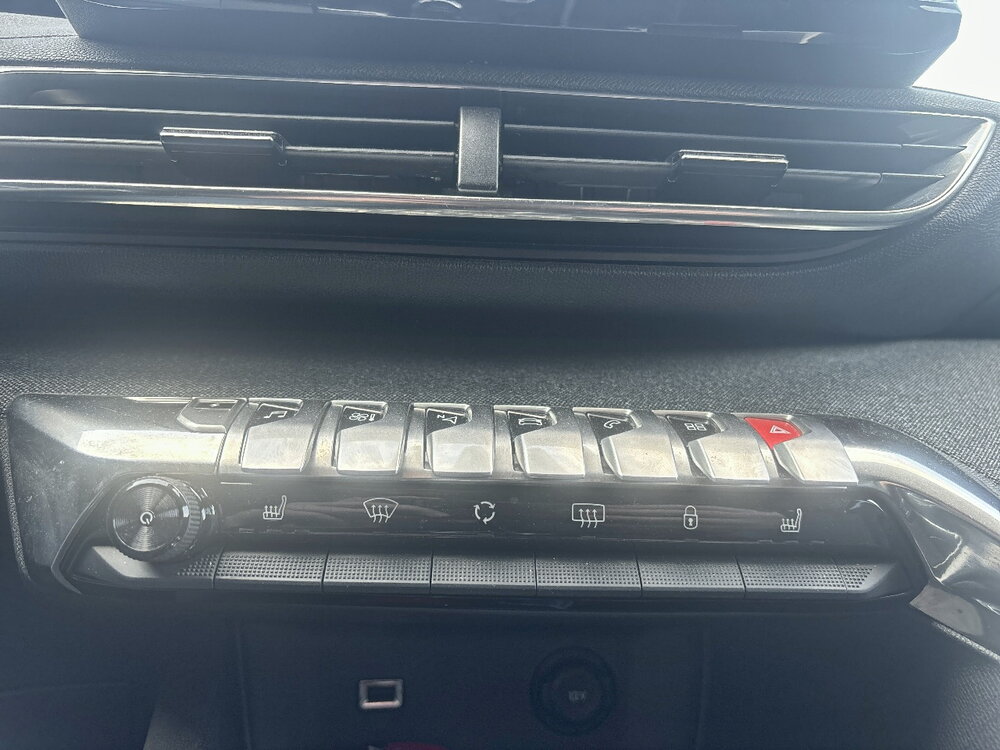 Occasion PEUGEOT 3008 3008 Hybrid 225 e-EAT8 - Allure