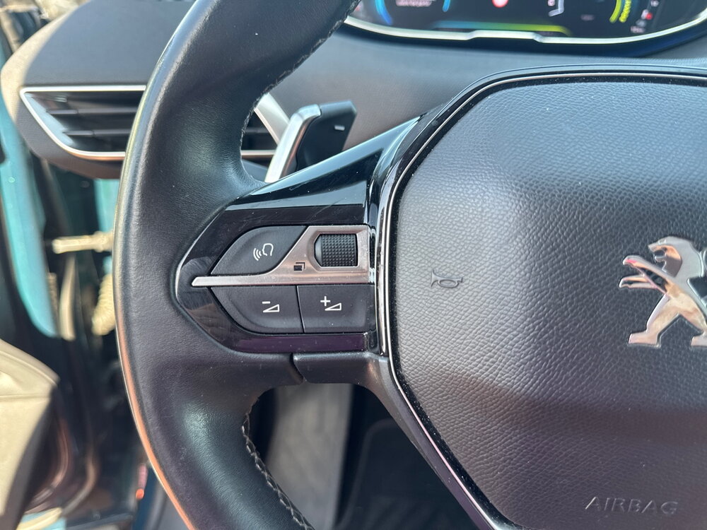 Occasion PEUGEOT 3008 3008 Hybrid 225 e-EAT8 - Allure Pack
