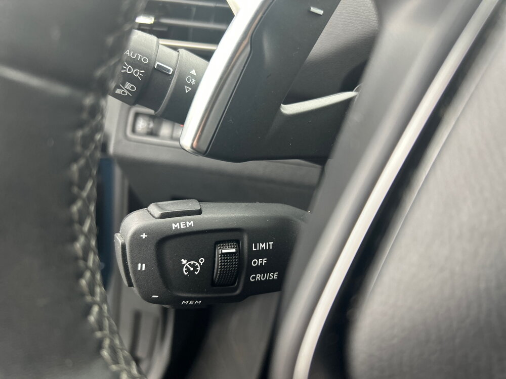 Occasion PEUGEOT 3008 3008 Hybrid 225 e-EAT8 - Allure Pack