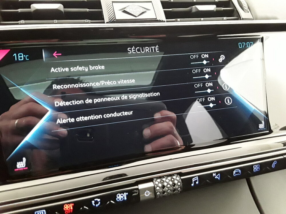 Occasion DS DS 7 Crossback DS7 Crossback Hybride E-Tense 300 EAT8 4x4 - Grand Chic