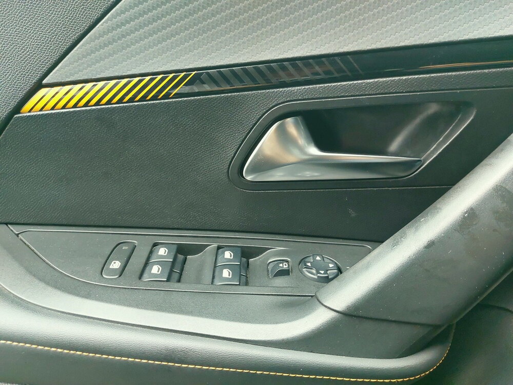 Occasion PEUGEOT 2008 2008 BlueHDi 110 S&S BVM6 - Roadtrip