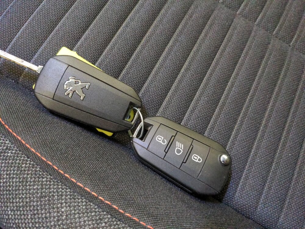 Occasion PEUGEOT 2008 2008 BlueHDi 100 S&S BVM6 - Active