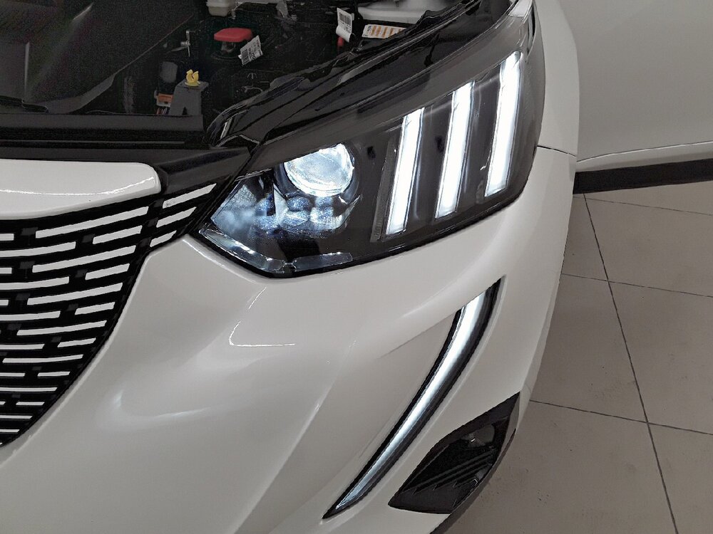 Occasion PEUGEOT 2008 2008 Moteur électrique 136 ch - GT