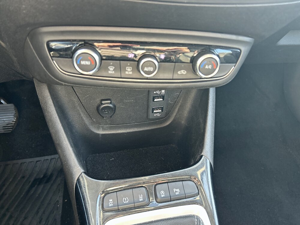 Occasion OPEL Crossland Crossland 1.2 Turbo 110 ch BVM6 - Elegance Business