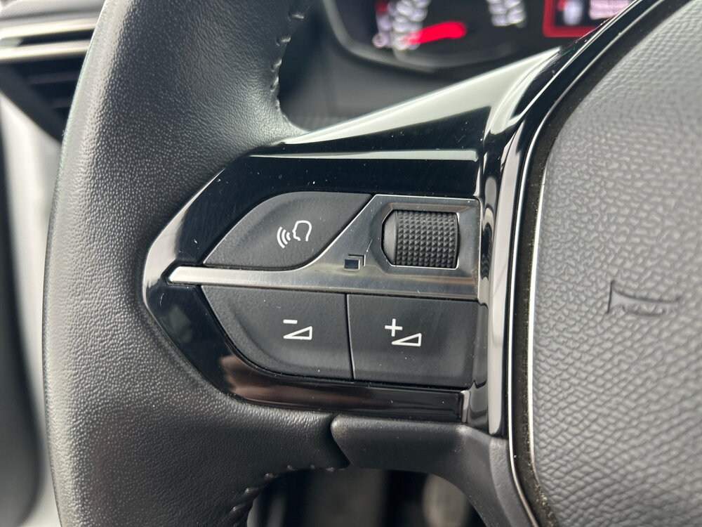 Occasion PEUGEOT 2008 2008 PureTech 100 S&S BVM6 - Allure