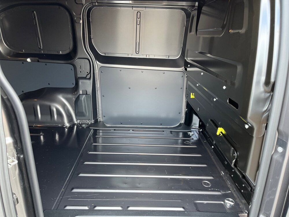 Occasion PEUGEOT Expert EXPERT FGN TOLE STANDARD ELECTRIQUE 50KWH 136 - ASPHALT