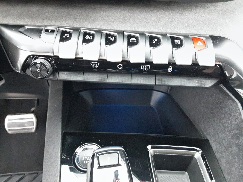 Occasion PEUGEOT 3008 3008 Hybrid 225 e-EAT8 - GT