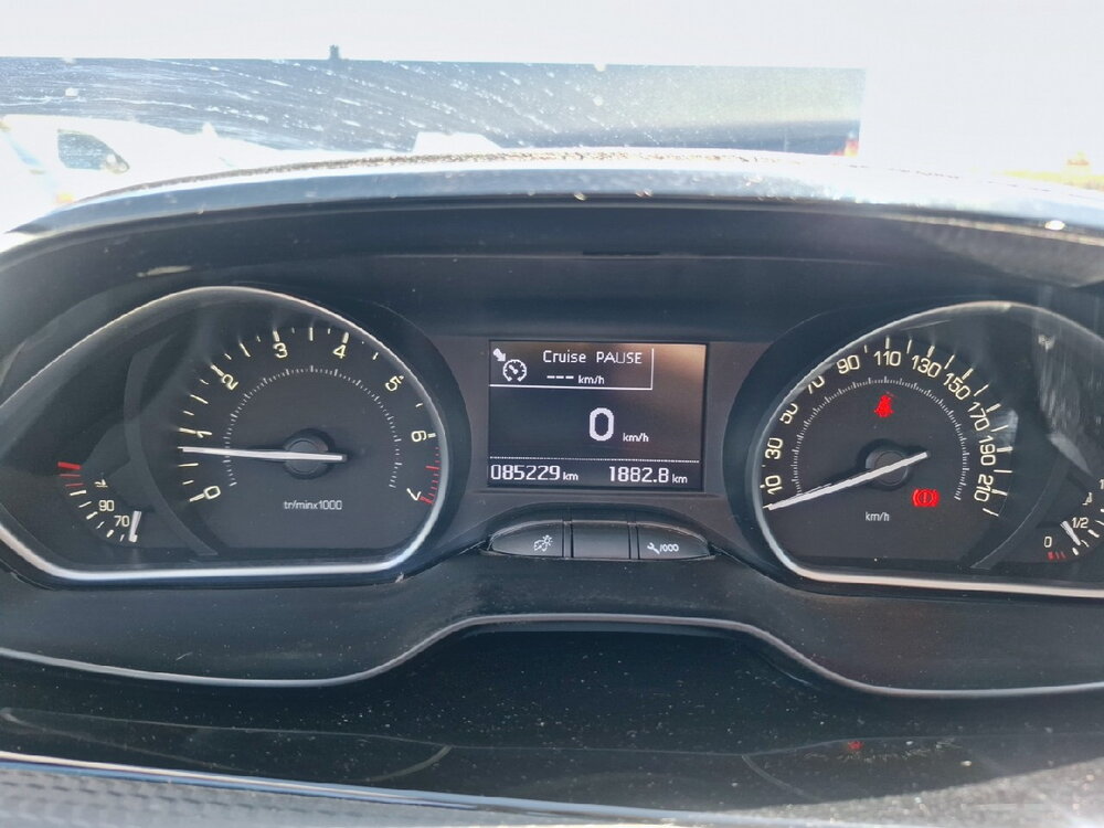 Occasion PEUGEOT 208 208 1.2 PureTech 82ch BVM5 - Allure