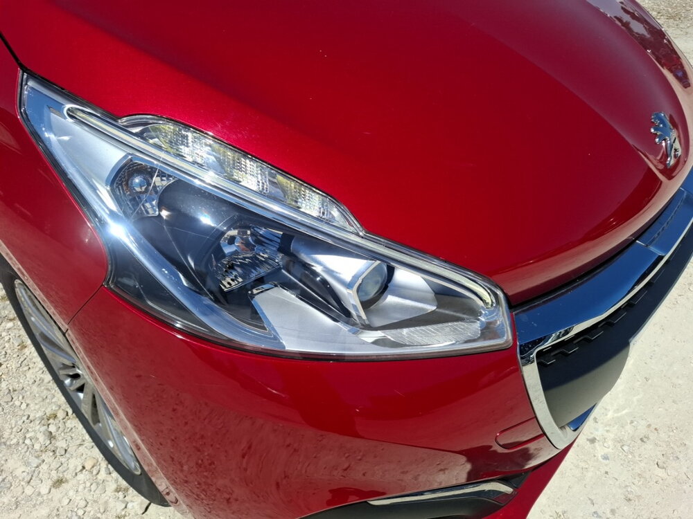 Occasion PEUGEOT 208 208 1.2 PureTech 82ch BVM5 - Allure