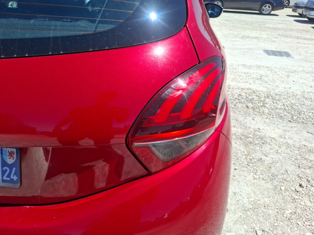 Occasion PEUGEOT 208 208 1.2 PureTech 82ch BVM5 - Allure
