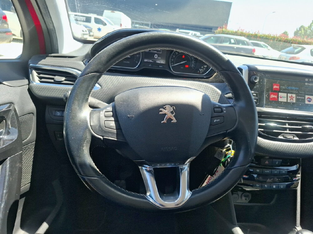 Occasion PEUGEOT 208 208 1.2 PureTech 82ch BVM5 - Allure