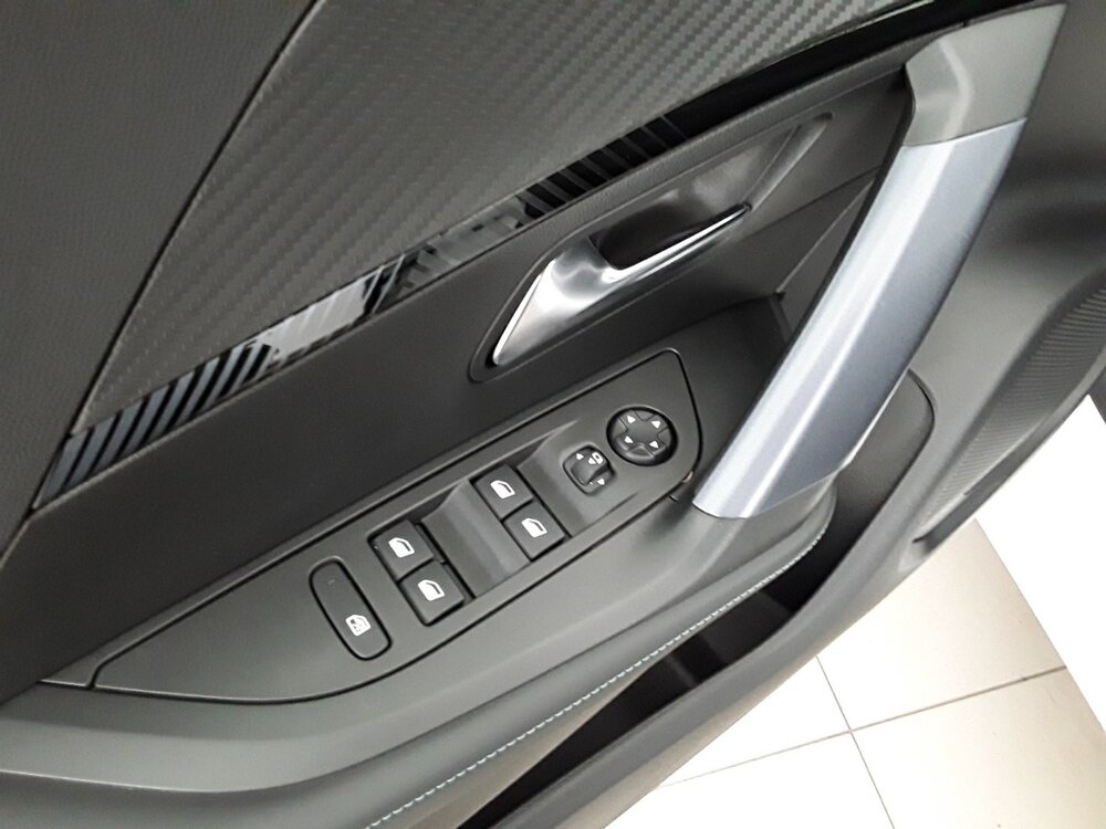 Occasion PEUGEOT 2008 2008 PureTech 130 S&S EAT8 - Allure