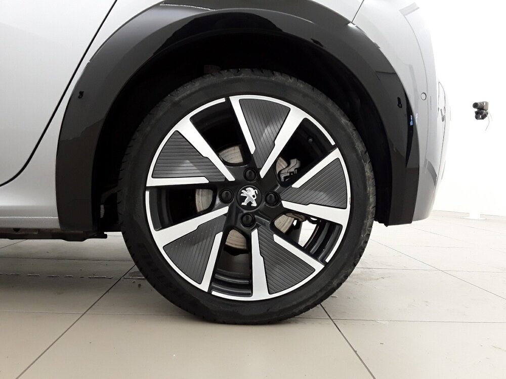 Occasion PEUGEOT 208 208 Electrique 50 kWh 136ch - GT