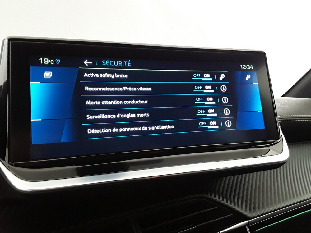 Occasion PEUGEOT 208 208 Electrique 50 kWh 136ch - GT