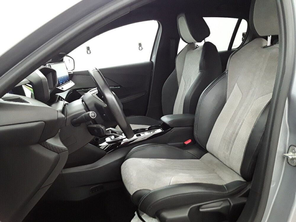 Occasion PEUGEOT 208 208 Electrique 50 kWh 136ch - GT