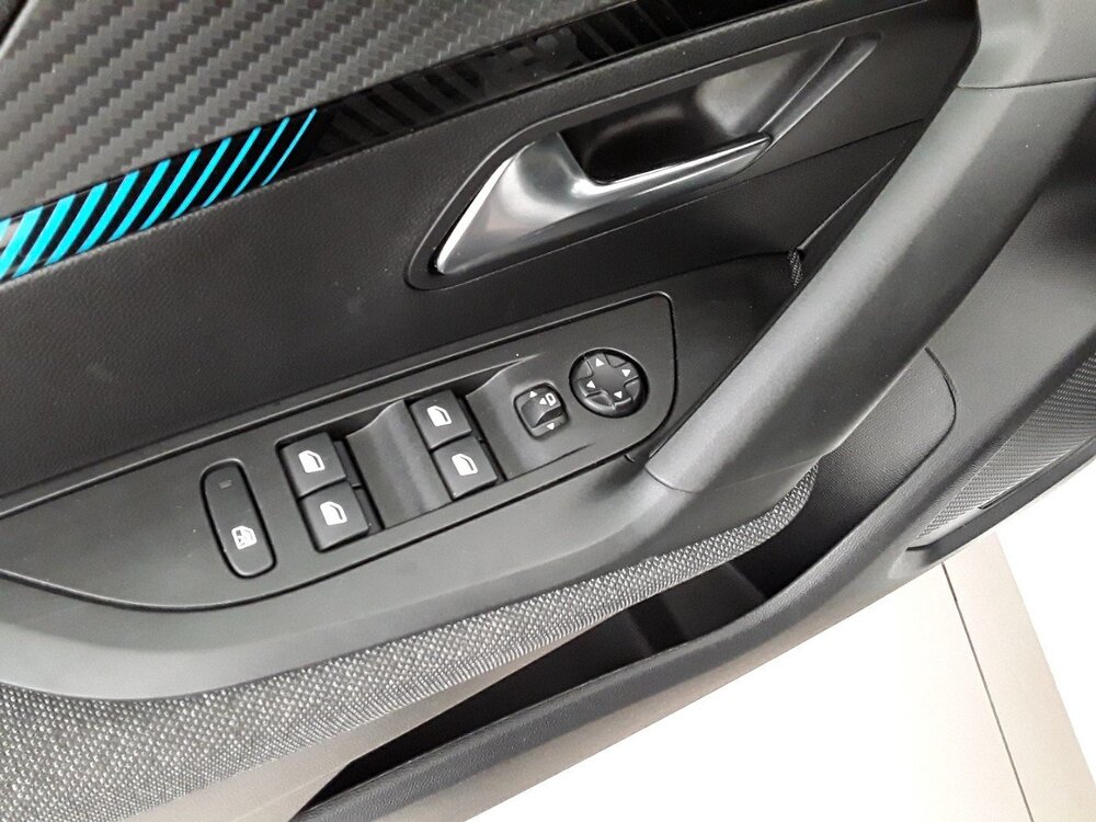 Occasion PEUGEOT 2008 2008 Electrique 136 ch