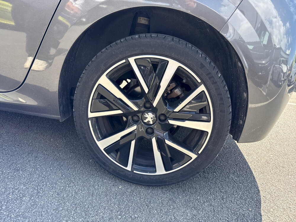 Occasion PEUGEOT 208 208 PureTech 100 S&S BVM6 - GT Line